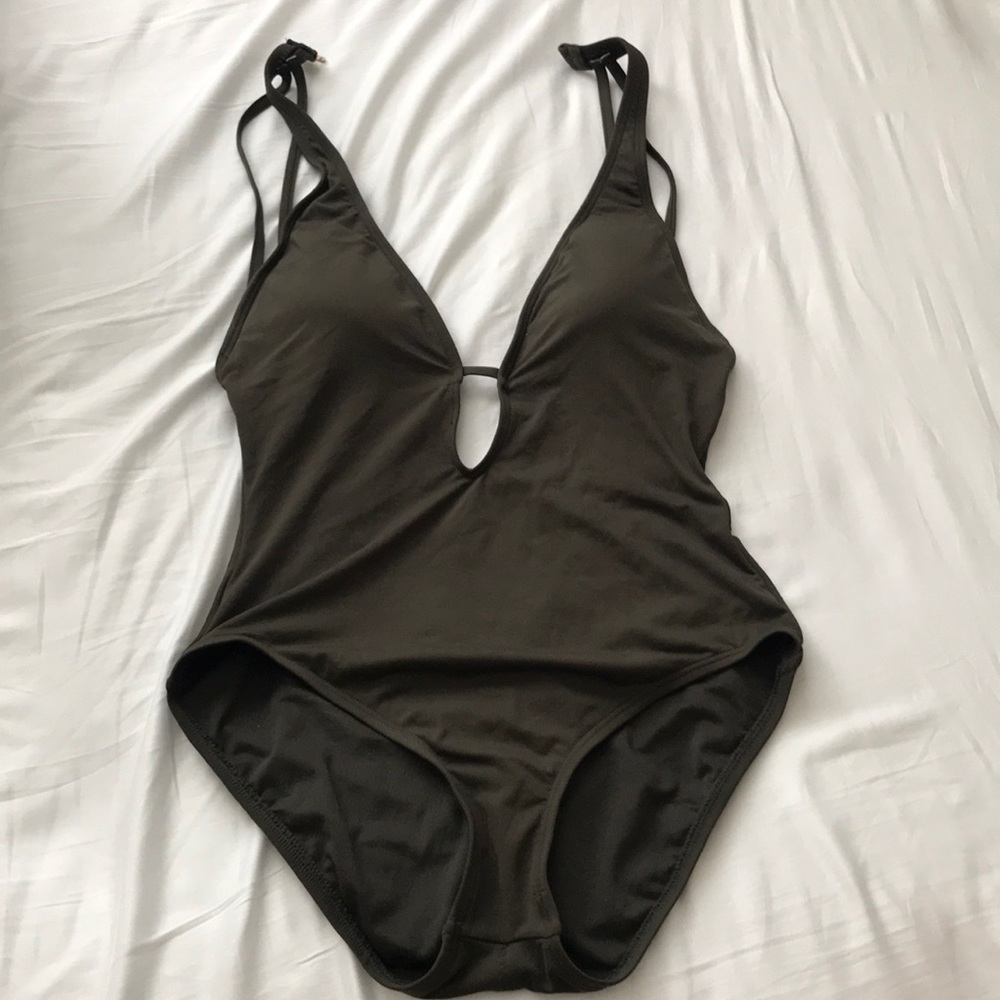 Vince Camuto Swim
